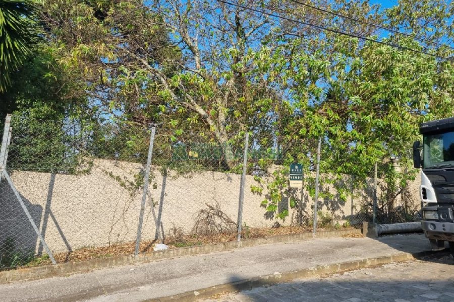 Terreno, no bairro Rio Branco em Caxias do Sul para Comprar