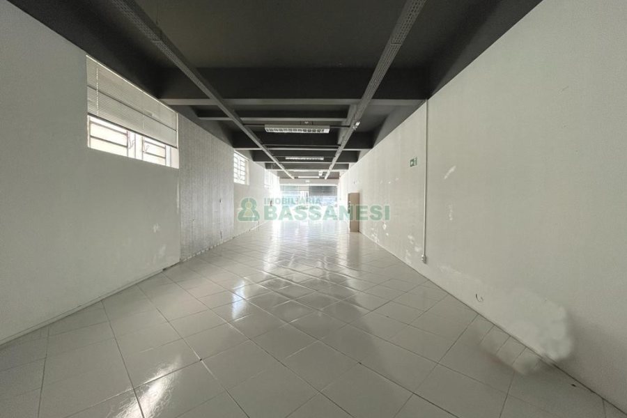 Loja com 150m², no bairro Centro em Caxias do Sul para Alugar