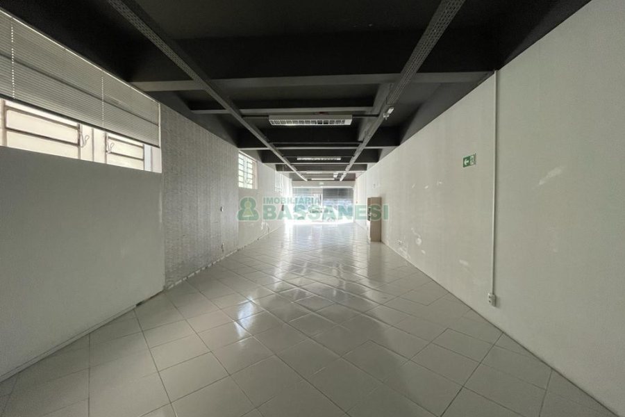 Loja com 150m², no bairro Centro em Caxias do Sul para Alugar