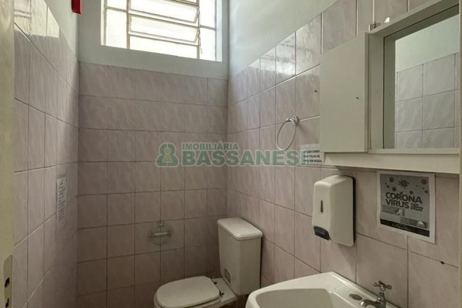 Loja com 150m², no bairro Centro em Caxias do Sul para Alugar