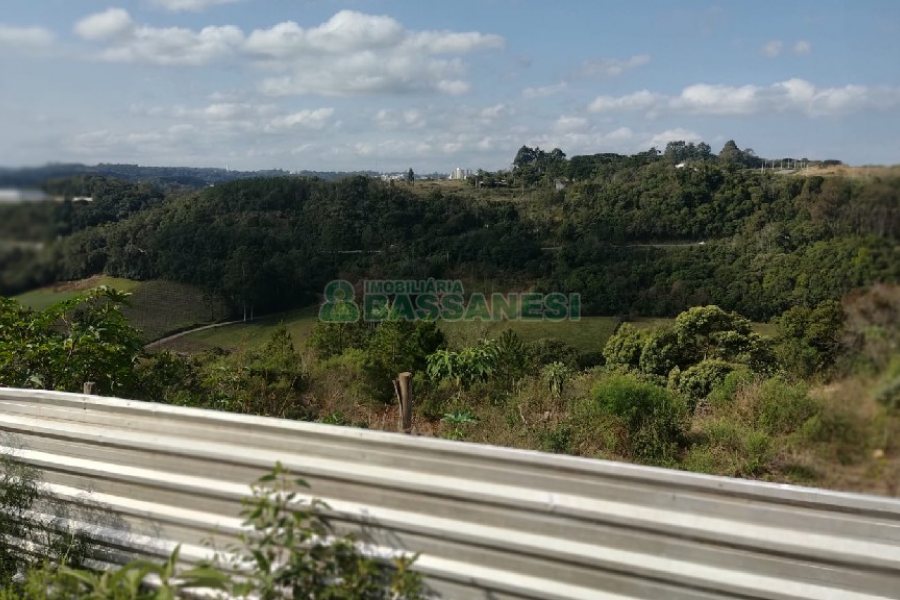 Terreno com 11819m², no bairro São Giácomo em Caxias do Sul para Comprar