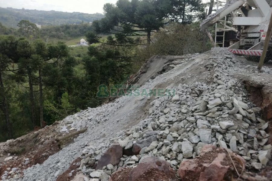 Terreno, no bairro São Giácomo em Caxias do Sul para Comprar
