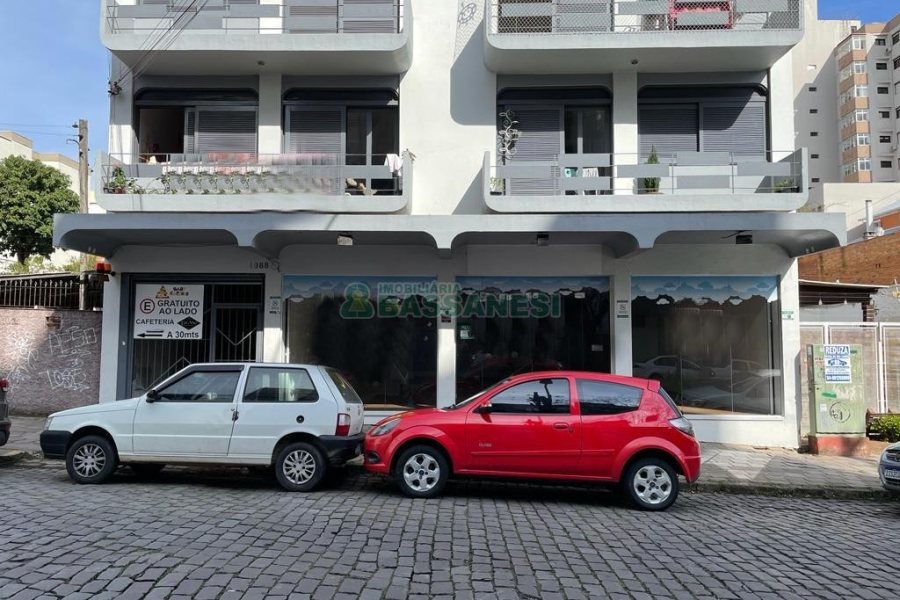 Loja com 300m², no bairro Centro em Caxias do Sul para Alugar