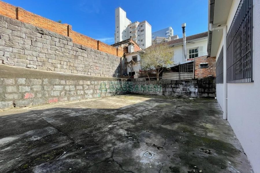 Loja com 300m², no bairro Centro em Caxias do Sul para Alugar