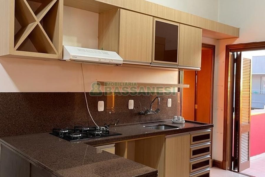 Apartamento com 210m², 3 dormitórios, 1 vaga, no bairro Sagrada Família em Caxias do Sul para Comprar