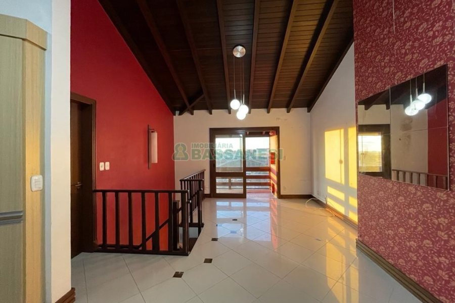 Apartamento com 210m², 3 dormitórios, 1 vaga, no bairro Sagrada Família em Caxias do Sul para Comprar