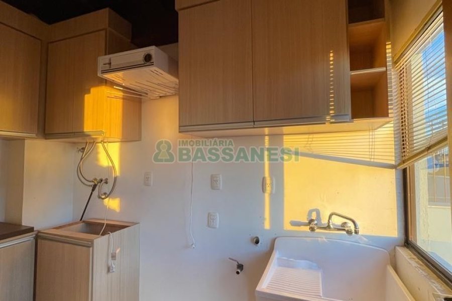 Apartamento com 210m², 3 dormitórios, 1 vaga, no bairro Sagrada Família em Caxias do Sul para Comprar
