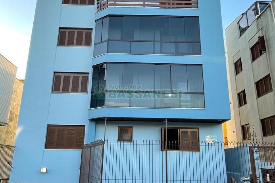 Apartamento com 210m², 3 dormitórios, 1 vaga, no bairro Sagrada Família em Caxias do Sul para Comprar