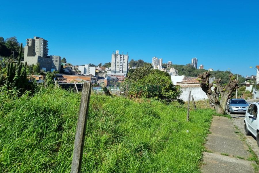 Terreno, no bairro Salgado Filho em Caxias do Sul para Comprar