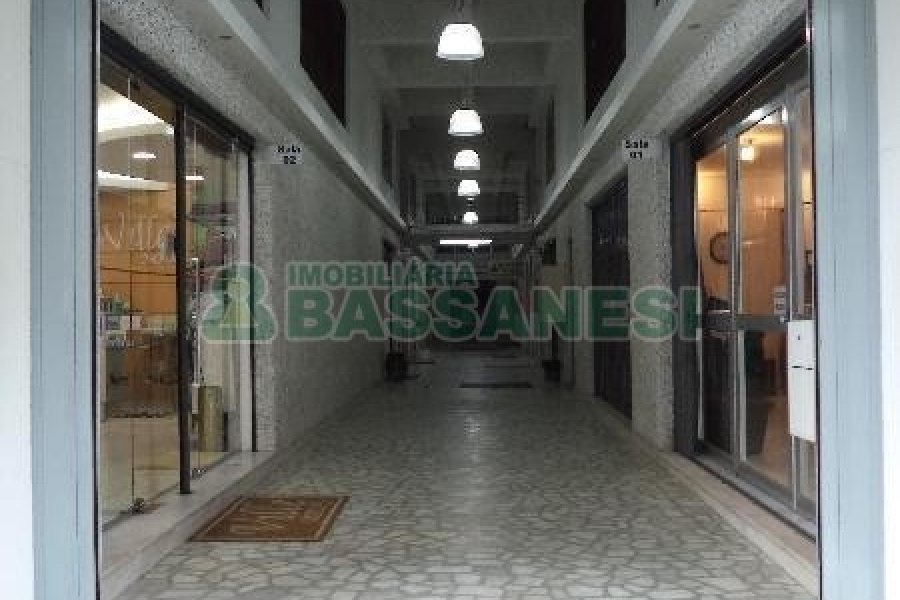 Loja com 160m², no bairro Centro em Caxias do Sul para Alugar