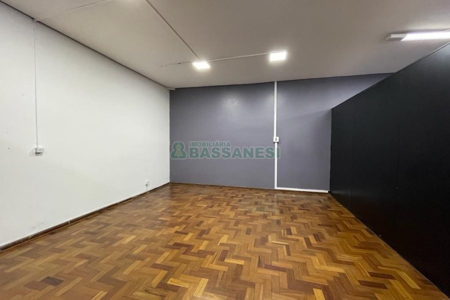 Loja com 105m², no bairro Sagrada Família em Caxias do Sul para Alugar