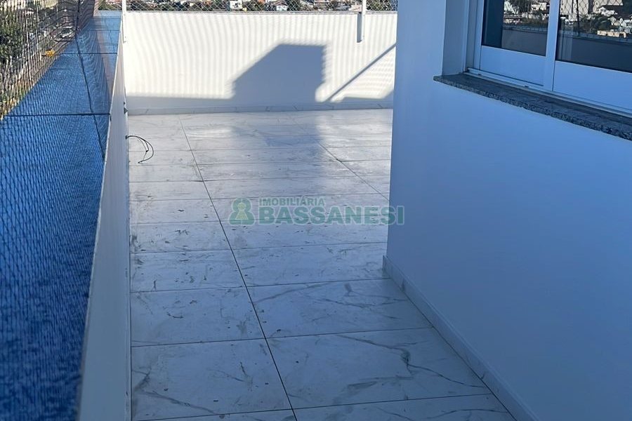 Apto/Cobertura com 216m², 3 dormitórios, 2 vagas, no bairro Desvio Rizzo em Caxias do Sul para Comprar