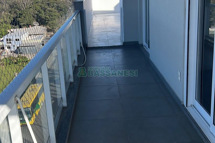 Apto/Cobertura com 216m², 3 dormitórios, 2 vagas, no bairro Desvio Rizzo em Caxias do Sul para Comprar