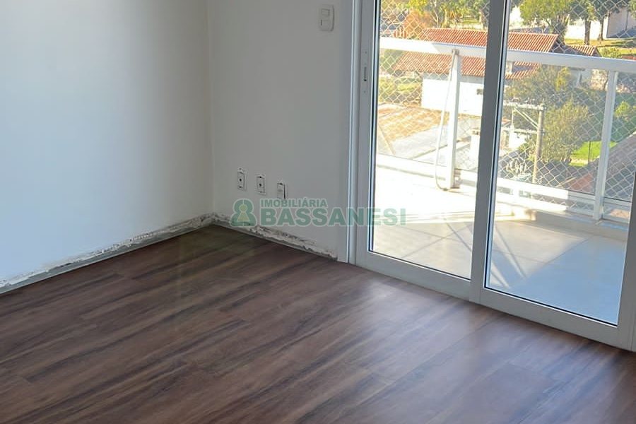 Apto/Cobertura com 216m², 3 dormitórios, 2 vagas, no bairro Desvio Rizzo em Caxias do Sul para Comprar