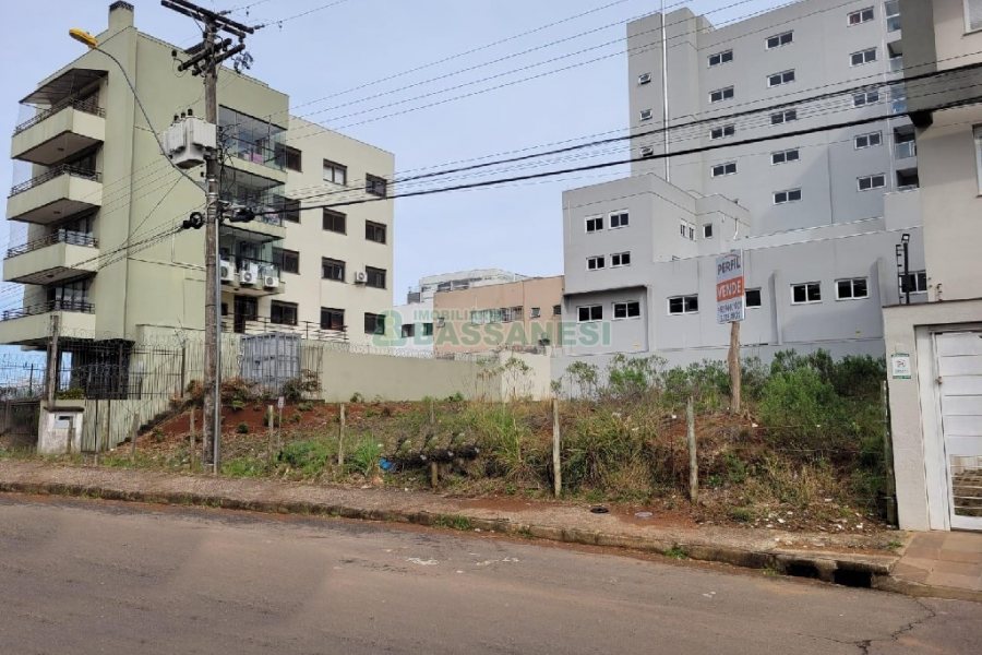 Terreno com 360m², no bairro Sanvitto em Caxias do Sul para Alugar