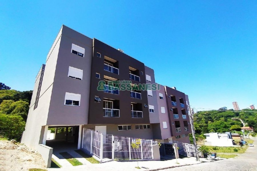 Apartamento com 60m², 2 dormitórios, 1 vaga, no bairro Salgado Filho em Caxias do Sul para Alugar