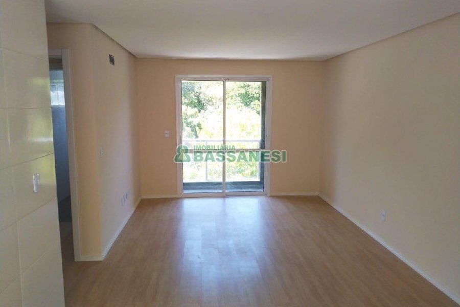 Apartamento com 60m², 2 dormitórios, 1 vaga, no bairro Salgado Filho em Caxias do Sul para Alugar