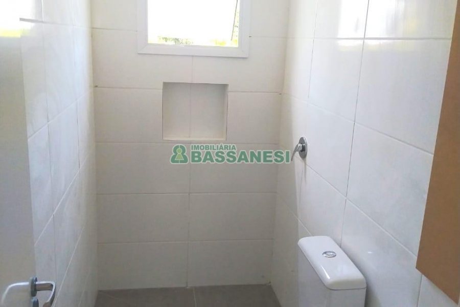 Apartamento com 60m², 2 dormitórios, 1 vaga, no bairro Salgado Filho em Caxias do Sul para Alugar