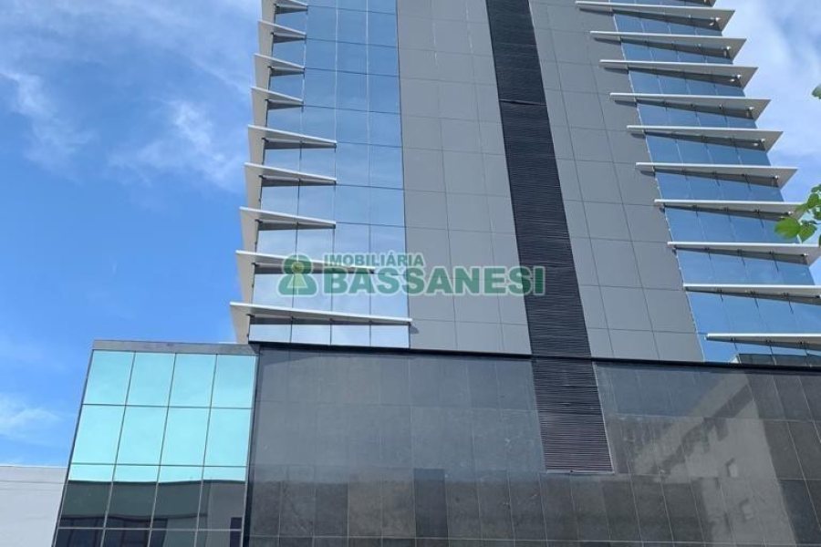 Sala com 51m², 1 vaga, no bairro Centro em Caxias do Sul para Comprar