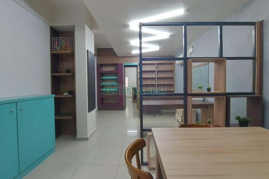 Loja com 60m², no bairro Rio Branco em Caxias do Sul para Alugar