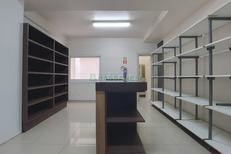 Loja com 60m², no bairro Rio Branco em Caxias do Sul para Alugar