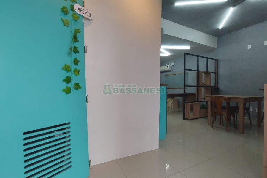Loja com 60m², no bairro Rio Branco em Caxias do Sul para Alugar