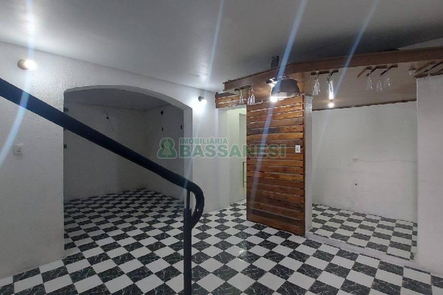 Loja com 170m², no bairro Centro em Caxias do Sul para Alugar