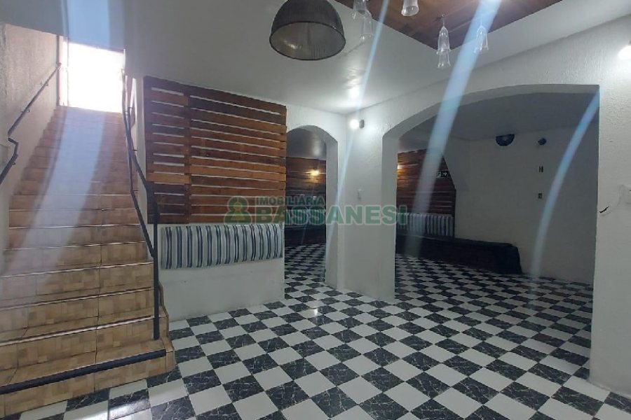 Loja com 170m², no bairro Centro em Caxias do Sul para Alugar