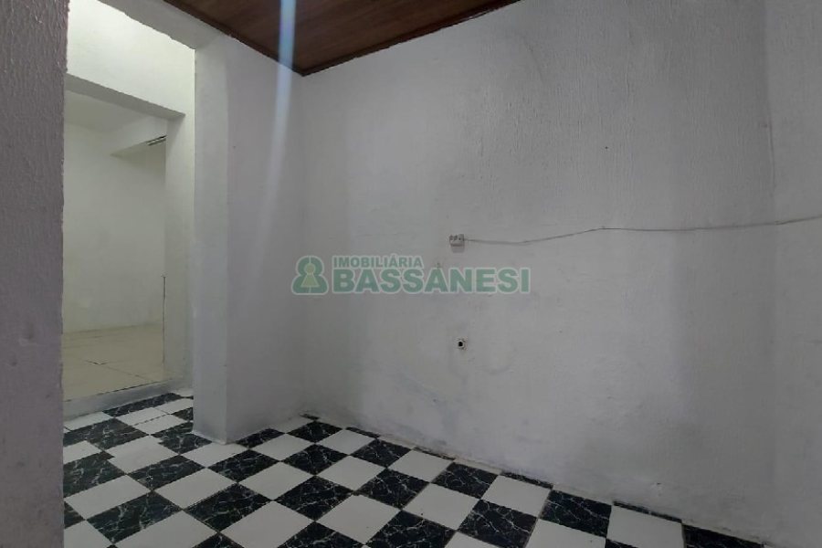 Loja com 170m², no bairro Centro em Caxias do Sul para Alugar