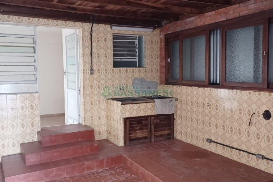 Sala com 179m², no bairro Centro em Caxias do Sul para Comprar