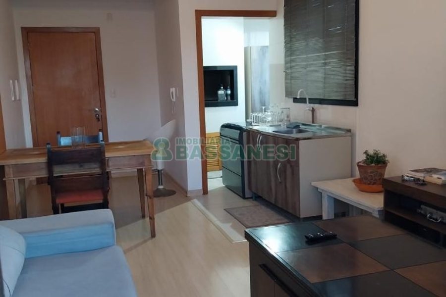 Apartamento com 66m², 2 dormitórios, 1 vaga, no bairro Pio X em Caxias do Sul para Comprar