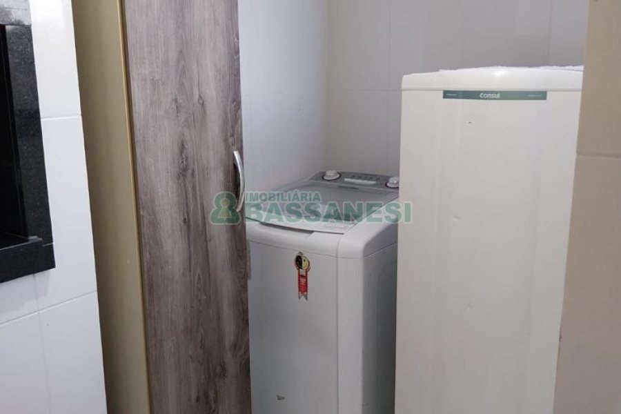 Apartamento com 66m², 2 dormitórios, 1 vaga, no bairro Pio X em Caxias do Sul para Comprar