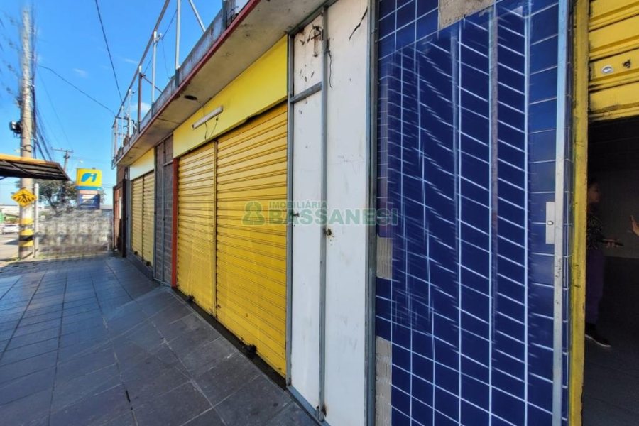 Loja com 100m², no bairro Kayser em Caxias do Sul para Alugar