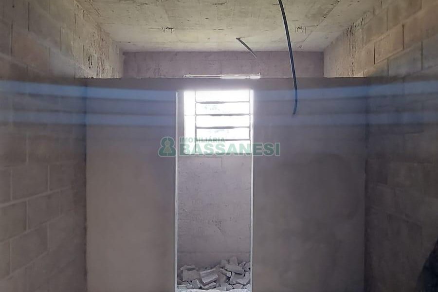 Pavilhão com 1188m², no bairro São Gotardo em Flores da Cunha para Alugar