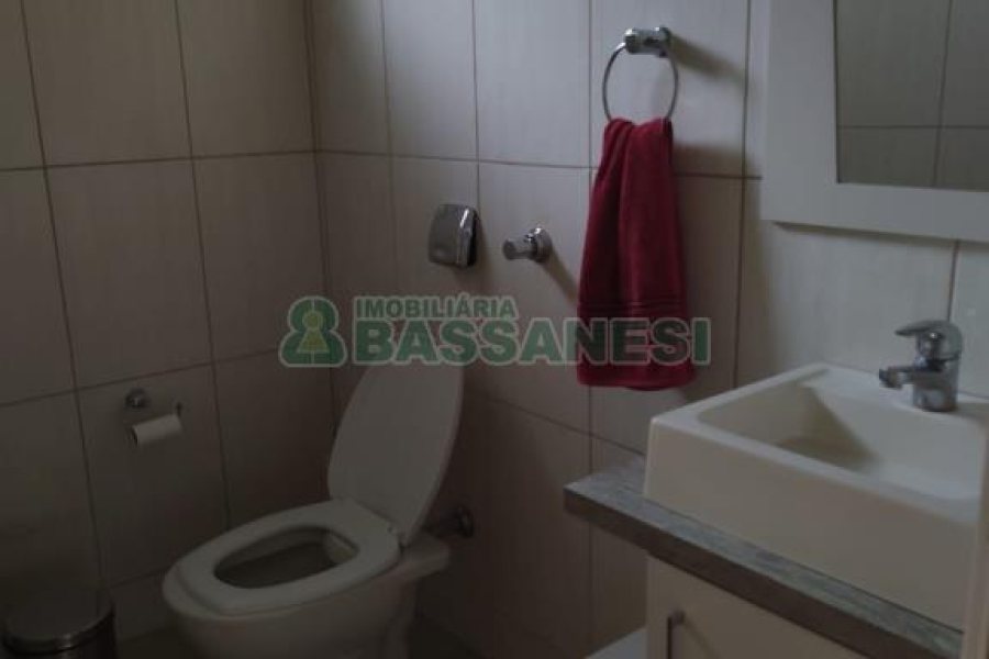 Chácara com 167m², no bairro Ana Rech em Caxias do Sul para Comprar