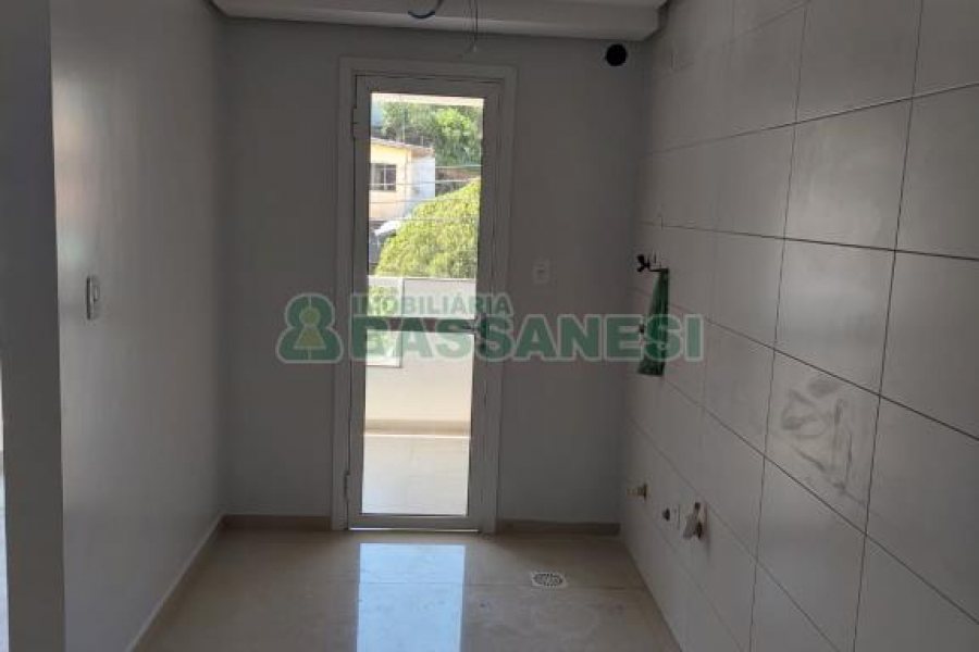 Apartamento, 3 dormitórios, 2 vagas, no bairro Rio Branco em Caxias do Sul para Comprar