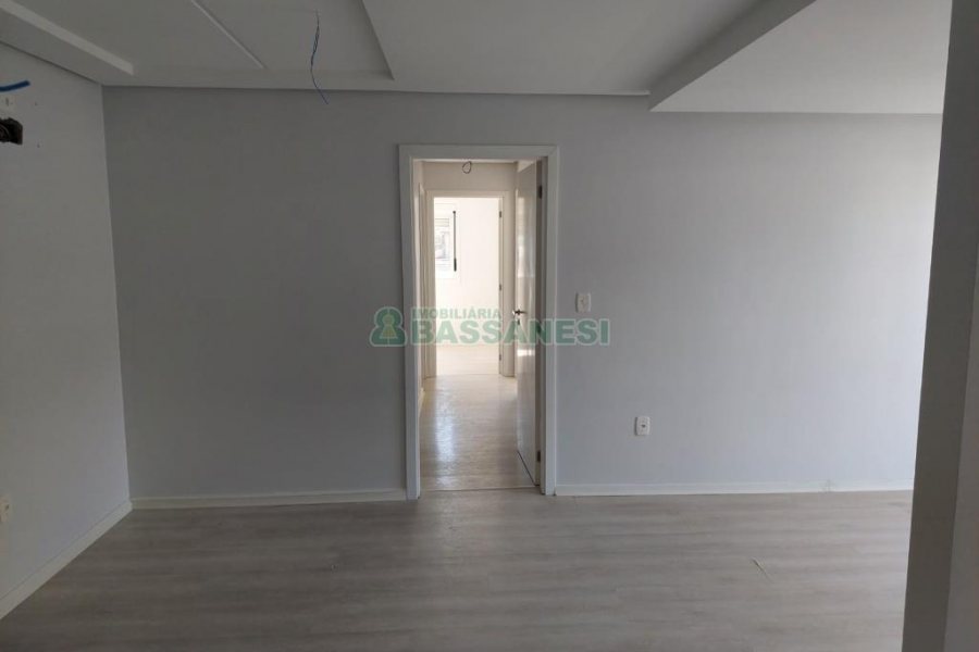 Apartamento, 3 dormitórios, 2 vagas, no bairro Rio Branco em Caxias do Sul para Comprar