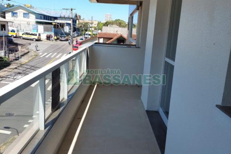 Apartamento, 3 dormitórios, 2 vagas, no bairro Rio Branco em Caxias do Sul para Comprar