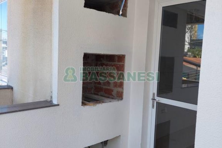 Apartamento, 3 dormitórios, 2 vagas, no bairro Rio Branco em Caxias do Sul para Comprar