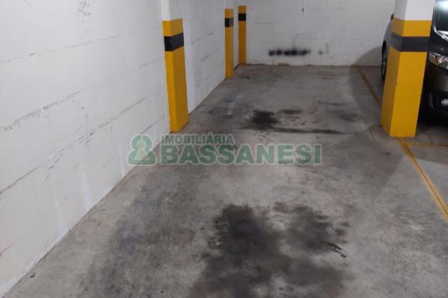 Apartamento, 3 dormitórios, 2 vagas, no bairro Rio Branco em Caxias do Sul para Comprar