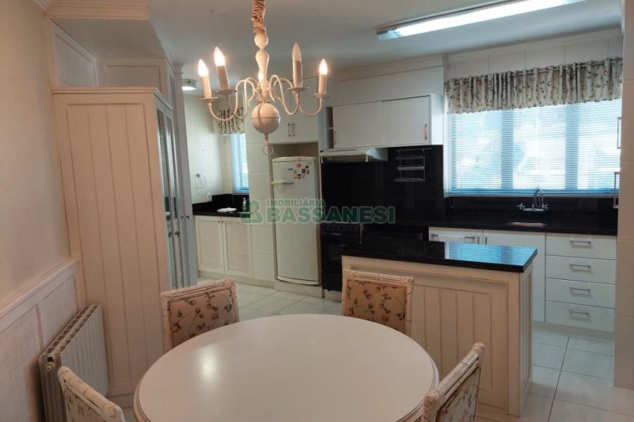 Apartamento com 163m², no bairro Cristo Redentor em Caxias do Sul para Comprar