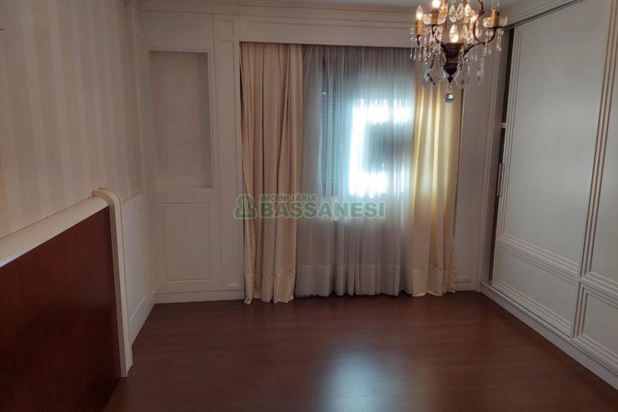 Apartamento com 163m², no bairro Cristo Redentor em Caxias do Sul para Comprar
