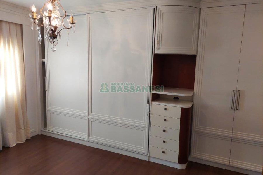 Apartamento com 163m², no bairro Cristo Redentor em Caxias do Sul para Comprar