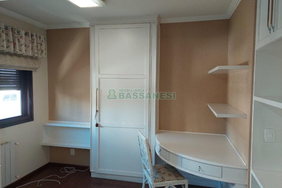 Apartamento com 163m², no bairro Cristo Redentor em Caxias do Sul para Comprar