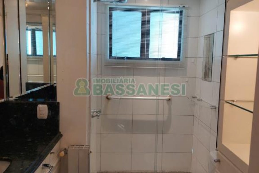 Apartamento com 163m², no bairro Cristo Redentor em Caxias do Sul para Comprar