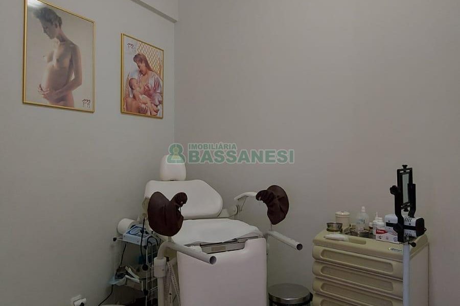 Sala com 53m², 1 vaga, no bairro Centro em Caxias do Sul para Comprar