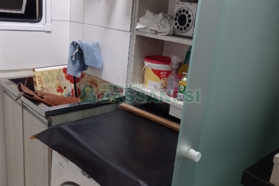 Apartamento com 47m², 2 dormitórios, 1 vaga, no bairro Morada dos Alpes em Caxias do Sul para Comprar
