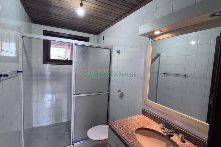 Apartamento com 147m², 3 dormitórios, 2 vagas, no bairro Panazzolo em Caxias do Sul para Alugar ou Comprar
