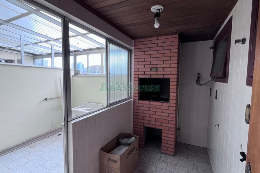 Apartamento com 147m², 3 dormitórios, 2 vagas, no bairro Panazzolo em Caxias do Sul para Alugar ou Comprar