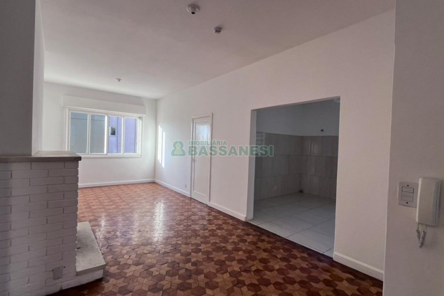 Apartamento com 280m², 3 dormitórios, no bairro Centro em Caxias do Sul para Alugar